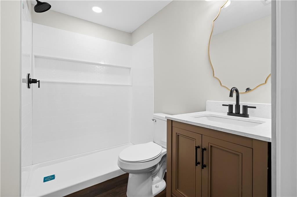 4564 Jade Trail