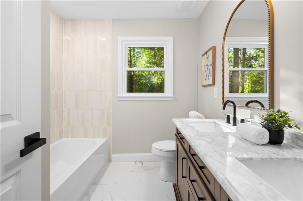 4564 Jade Trail