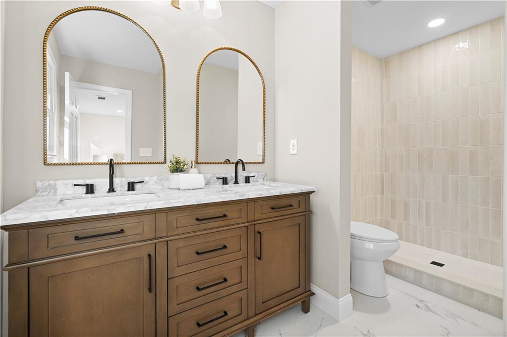 4564 Jade Trail