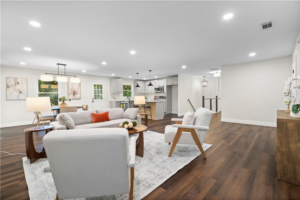 4564 Jade Trail
