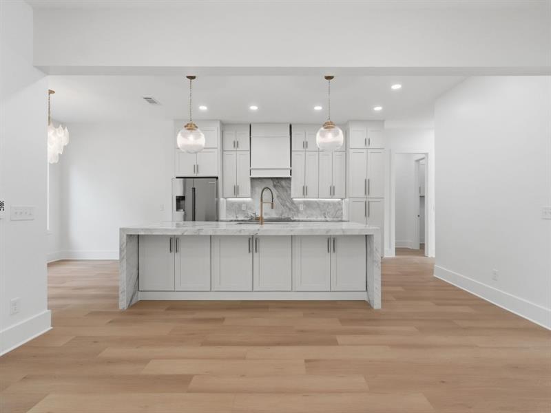 606 Talmadge Lane