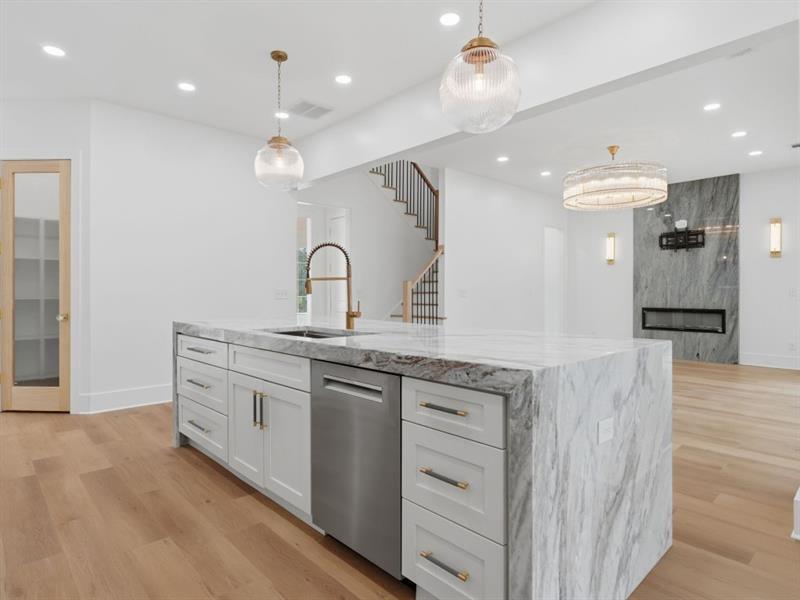 606 Talmadge Lane