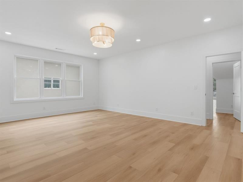 606 Talmadge Lane