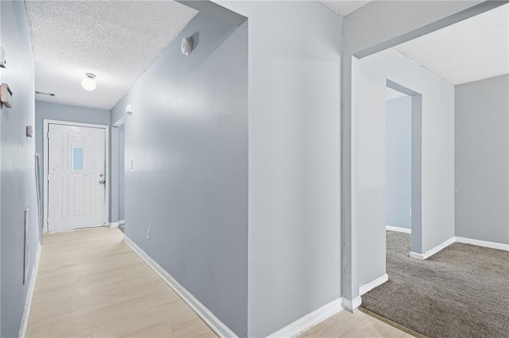 2125 Shoals Way