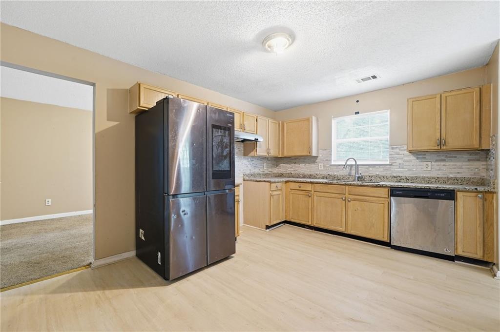2125 Shoals Way