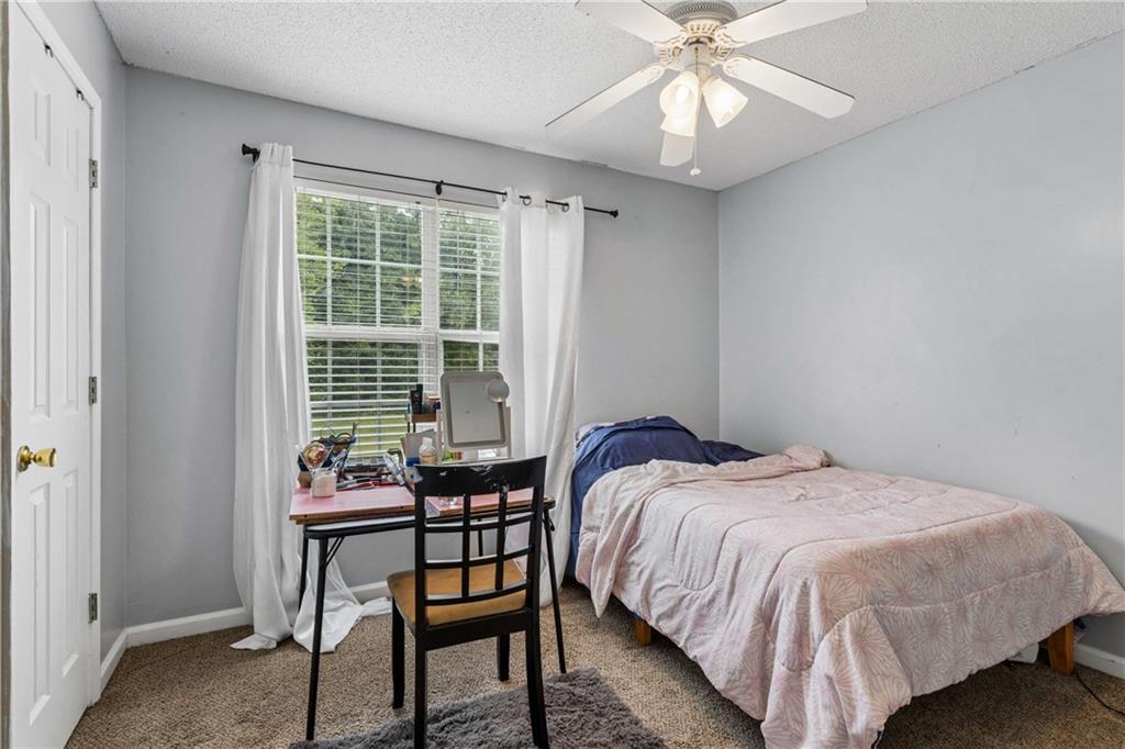 7598 Stonebush Way
