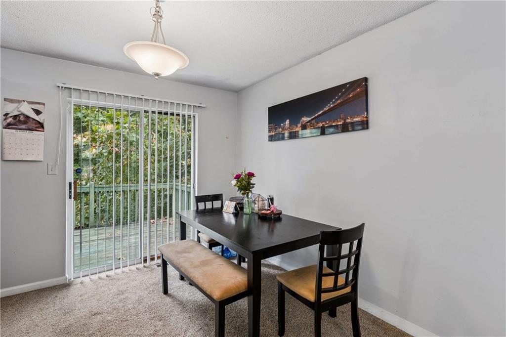 7598 Stonebush Way