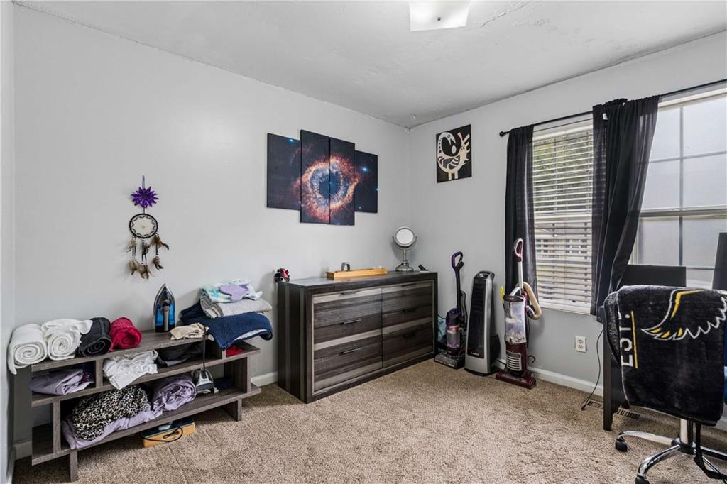 7598 Stonebush Way