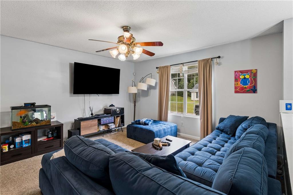 7598 Stonebush Way