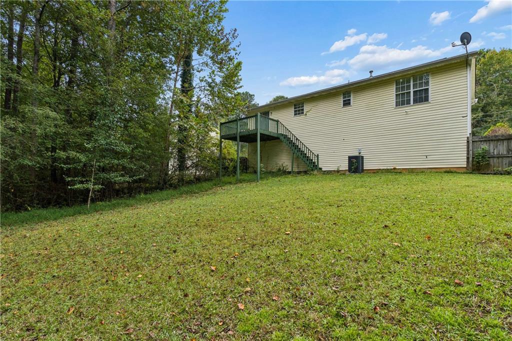 7598 Stonebush Way