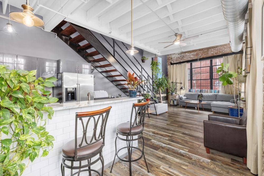 158 Walker Street SW Unit 1
