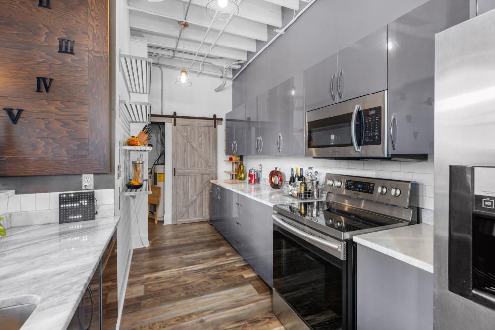 158 Walker Street SW Unit 1