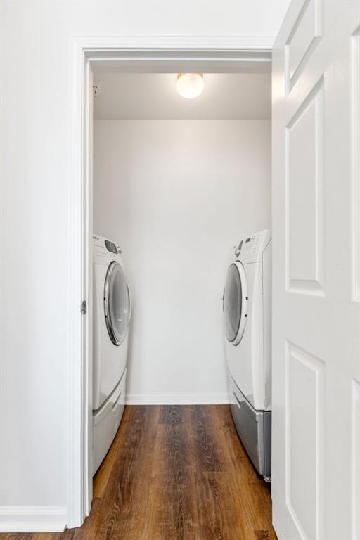 2700 Pine Tree Road NE Unit 1317