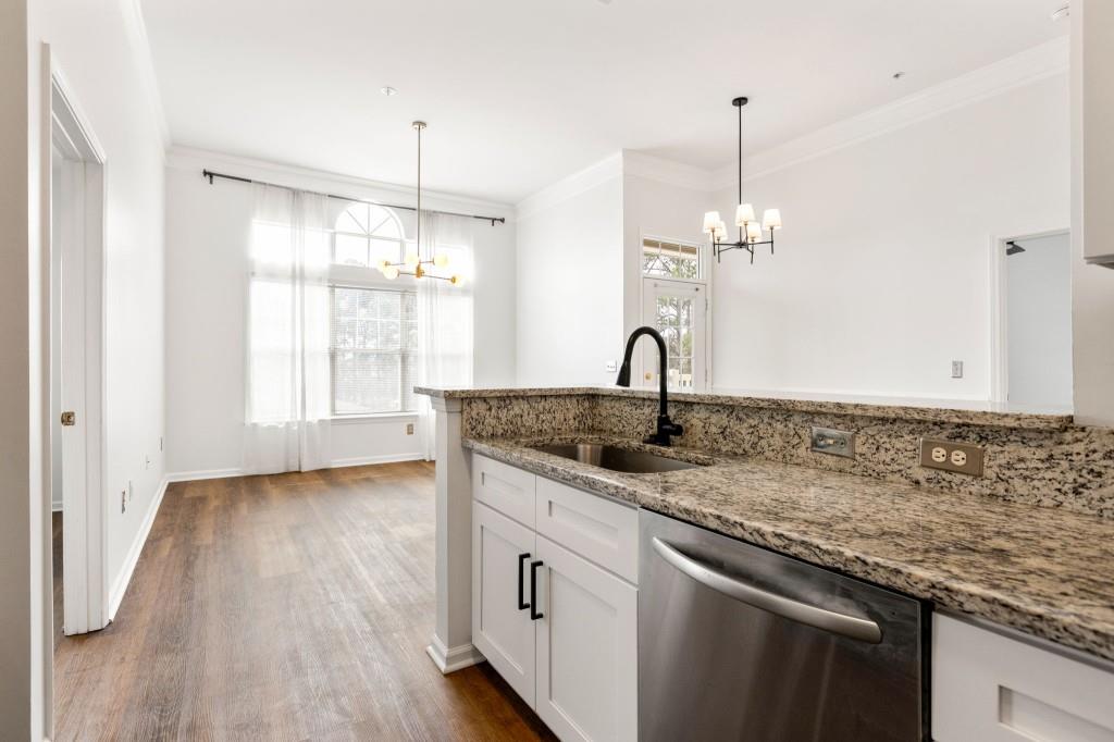 2700 Pine Tree Road NE Unit 1317