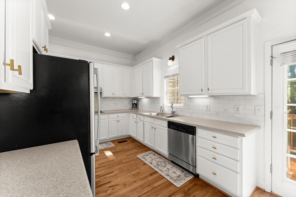 3155 Stonewyck Place