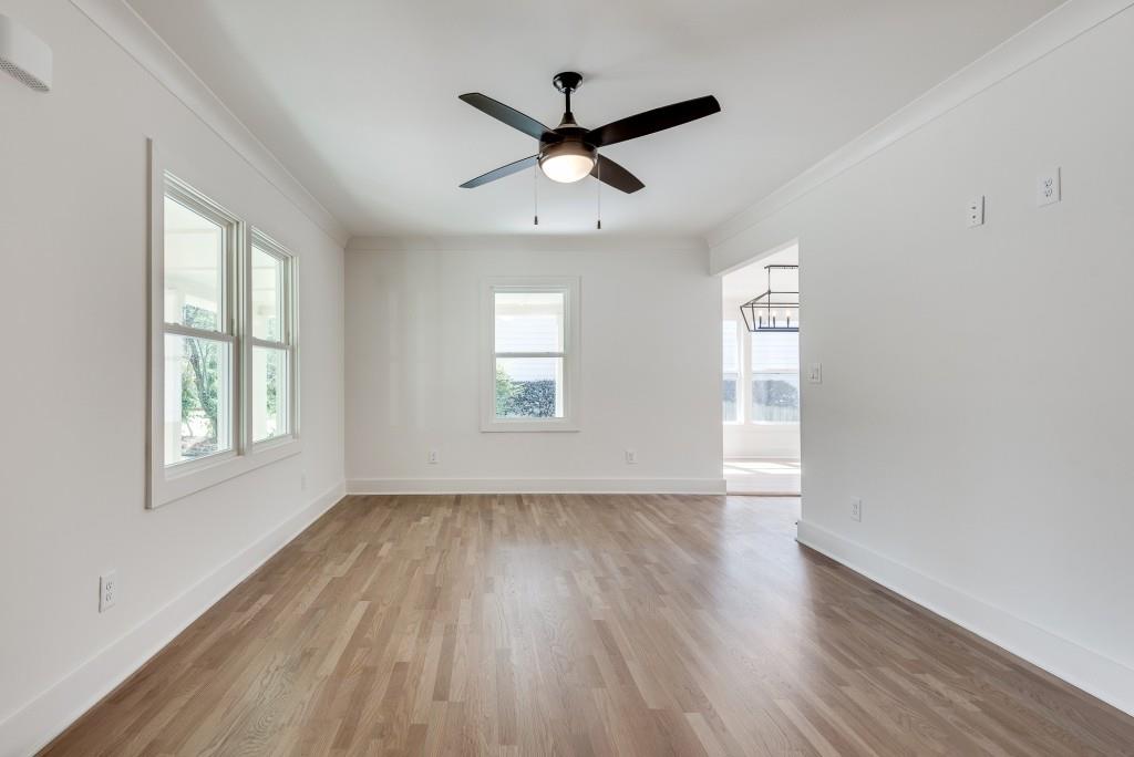 1861 Dyer Circle