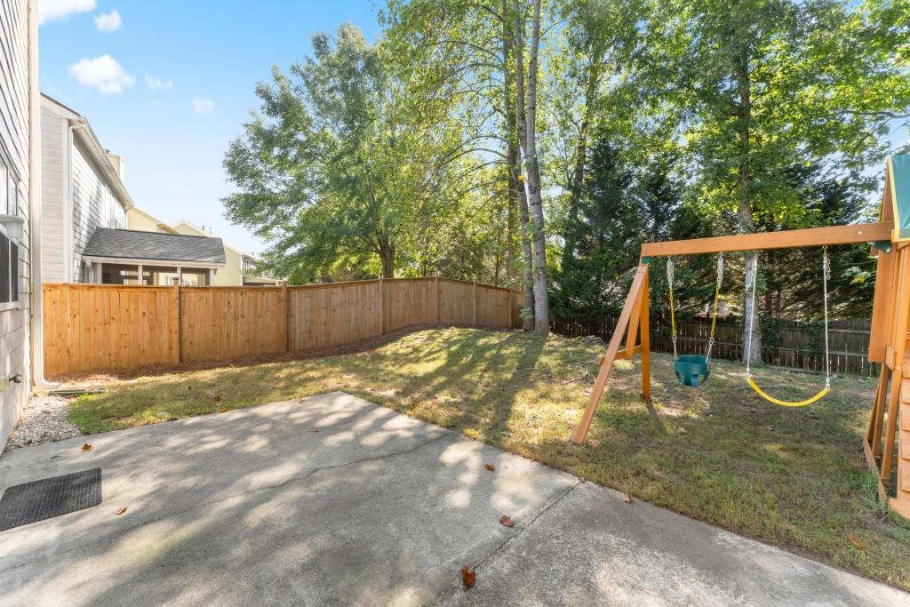 123 Wallnut Hall Circle