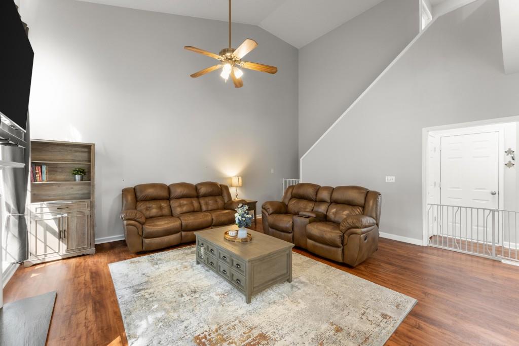 123 Wallnut Hall Circle