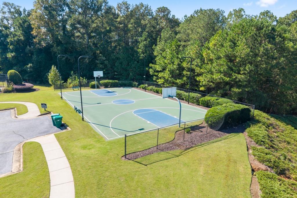 123 Wallnut Hall Circle