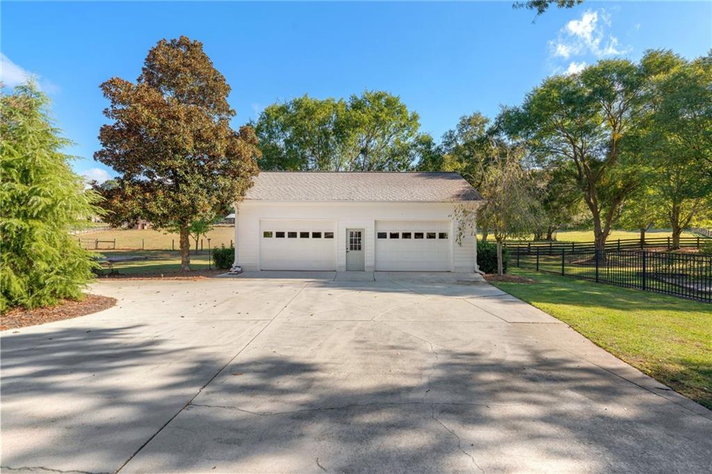 986 Austin Road