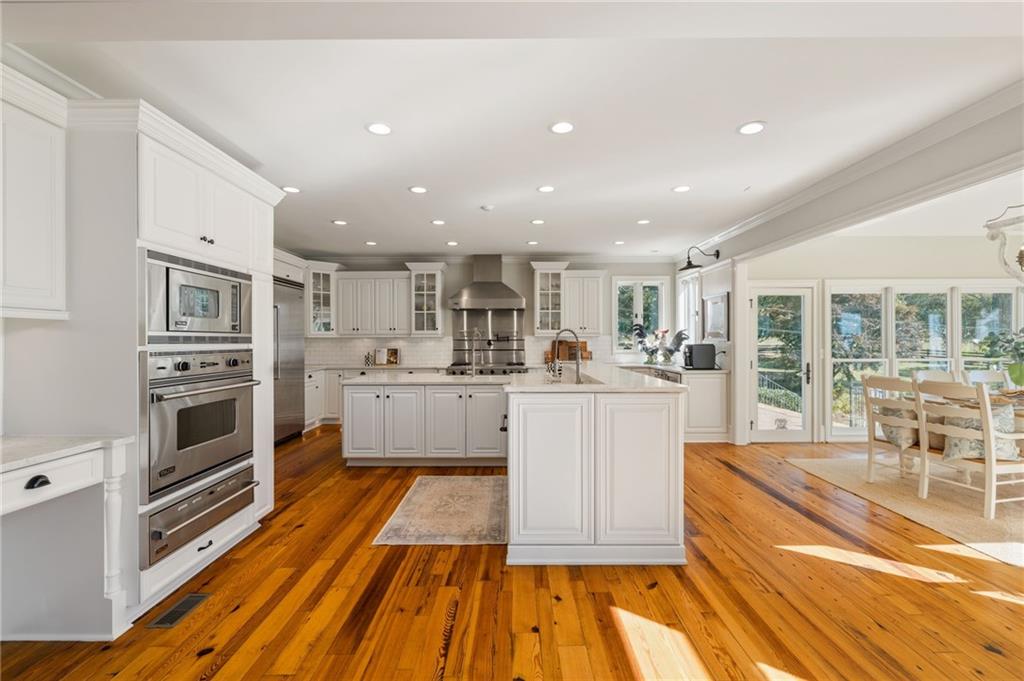 986 Austin Road