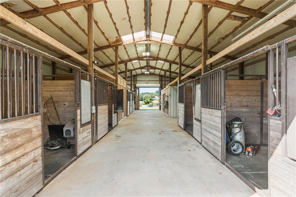 986 Austin Road