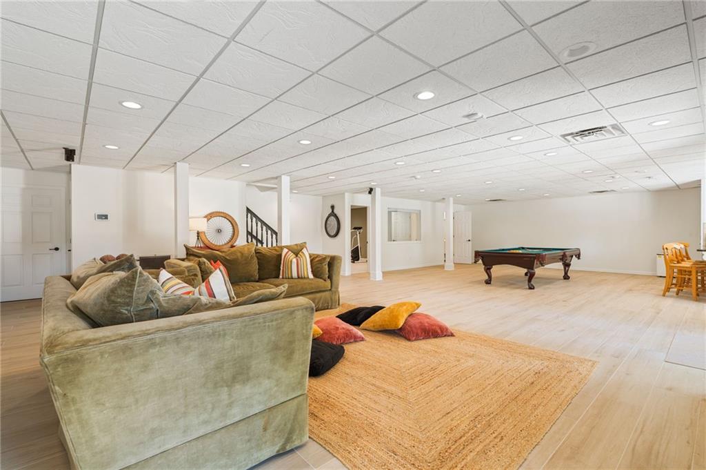986 Austin Road