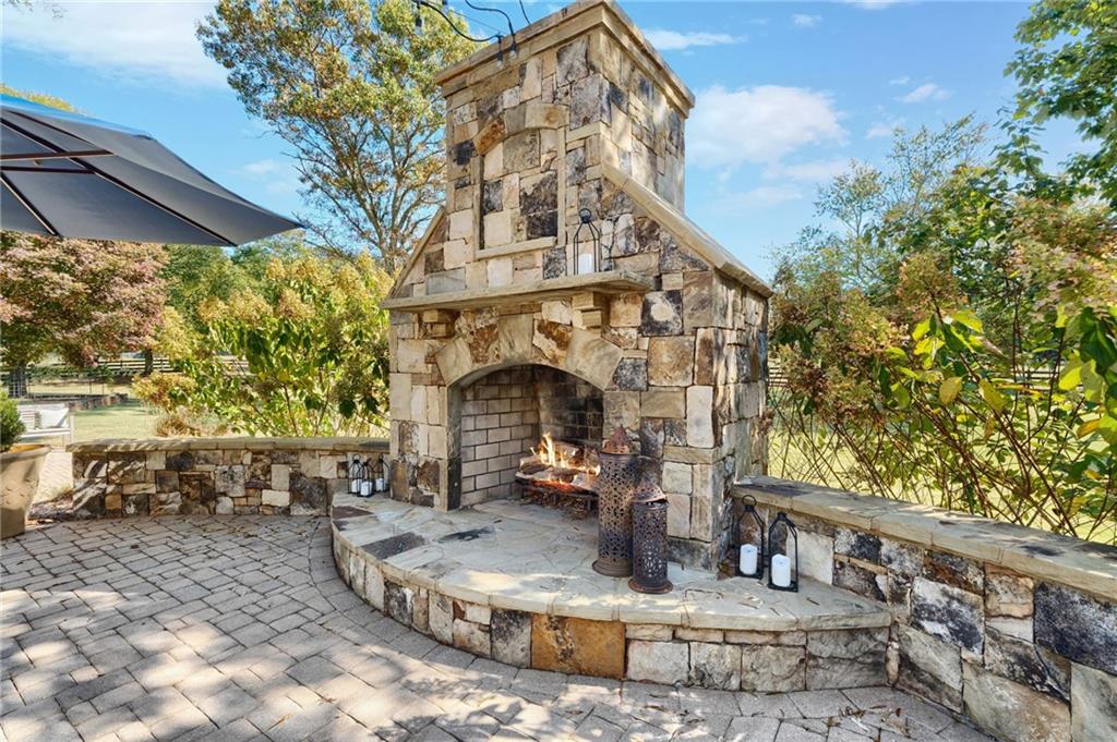 986 Austin Road