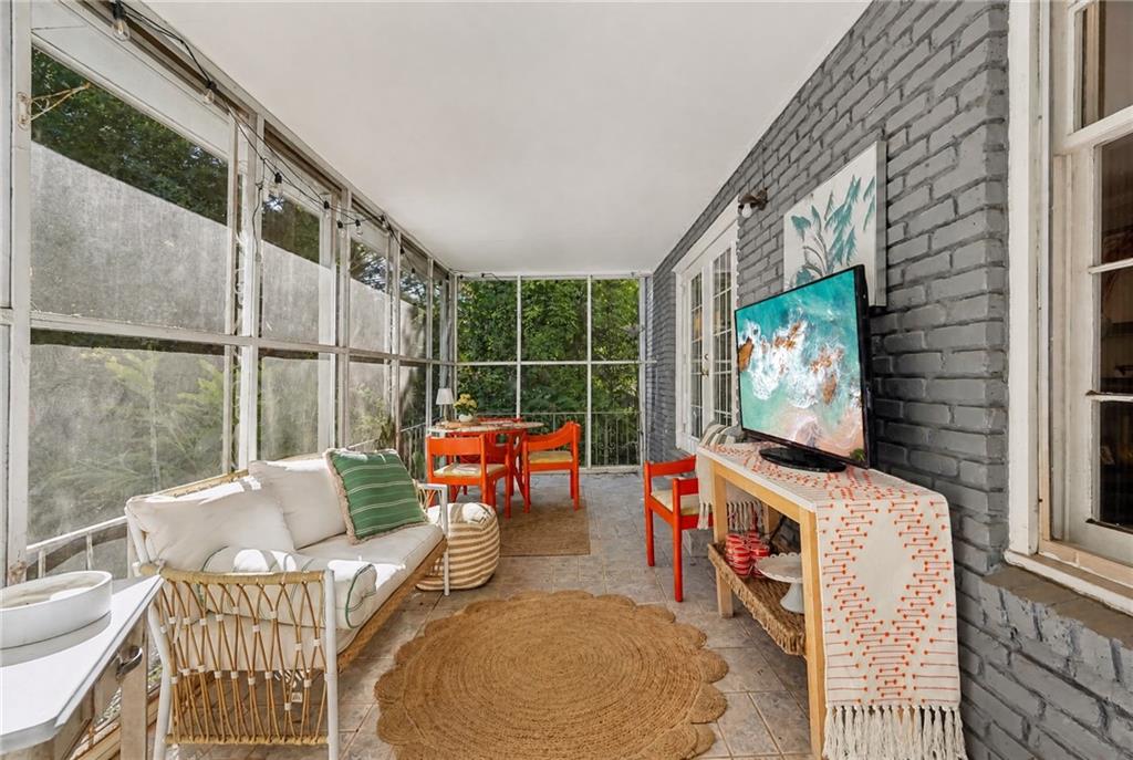 1293 Berkeley Road