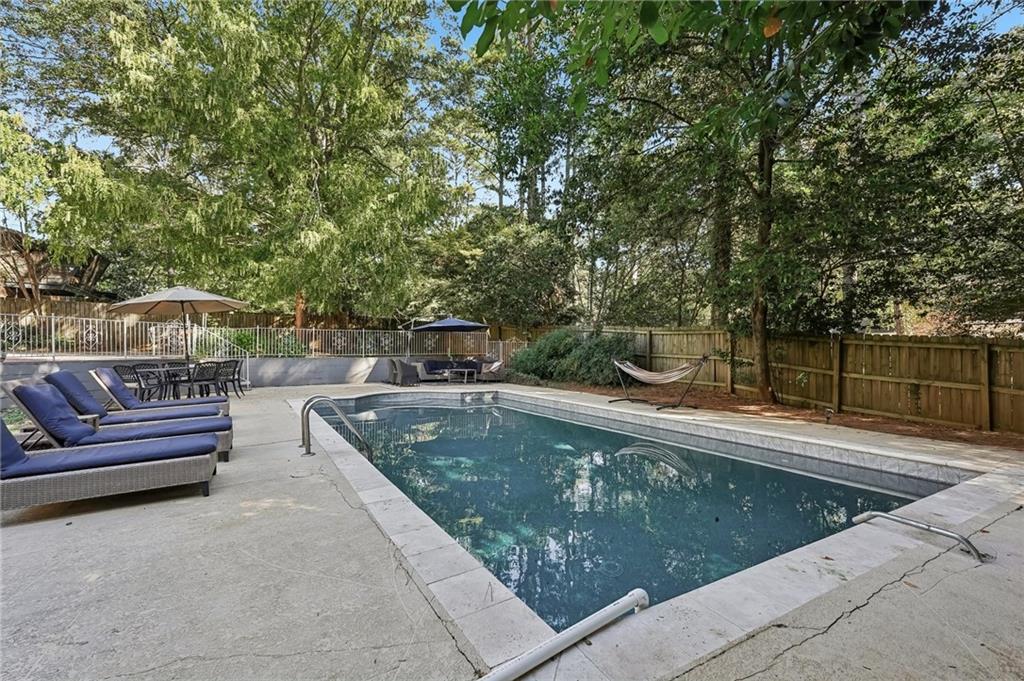 1293 Berkeley Road