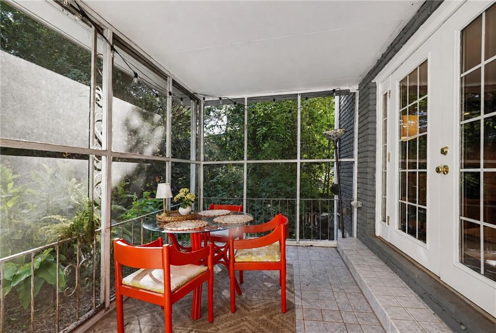 1293 Berkeley Road