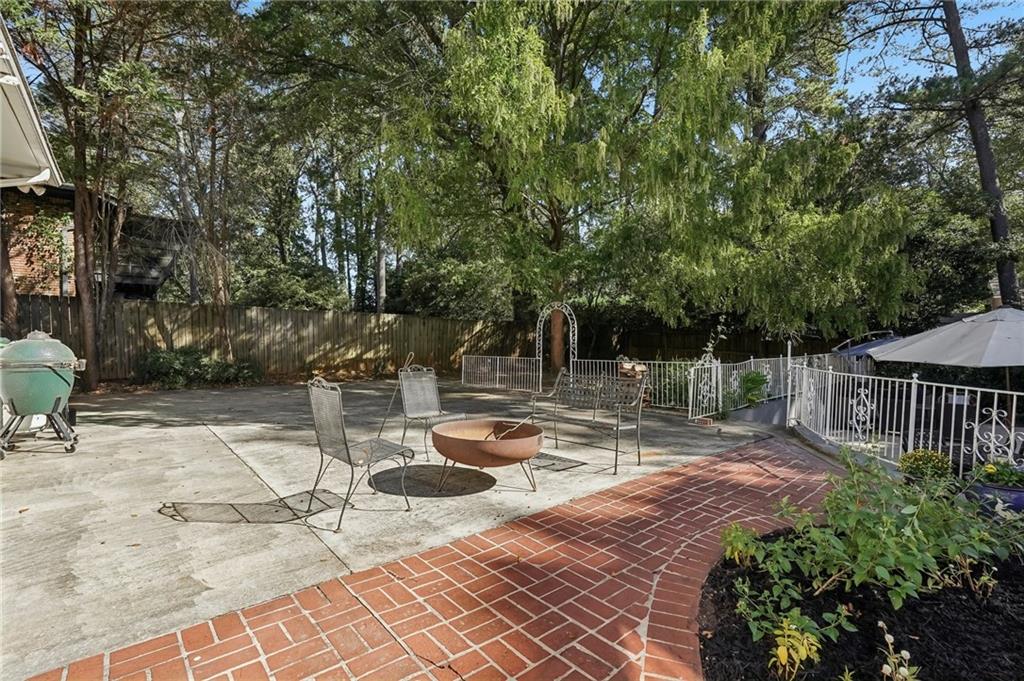 1293 Berkeley Road