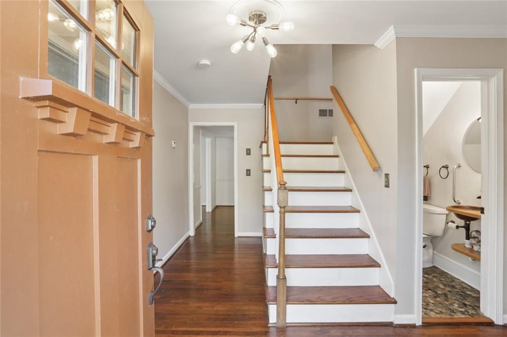 5596 Glenrich Drive
