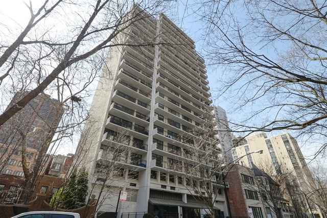 1430 N Astor Street Unit: 14C