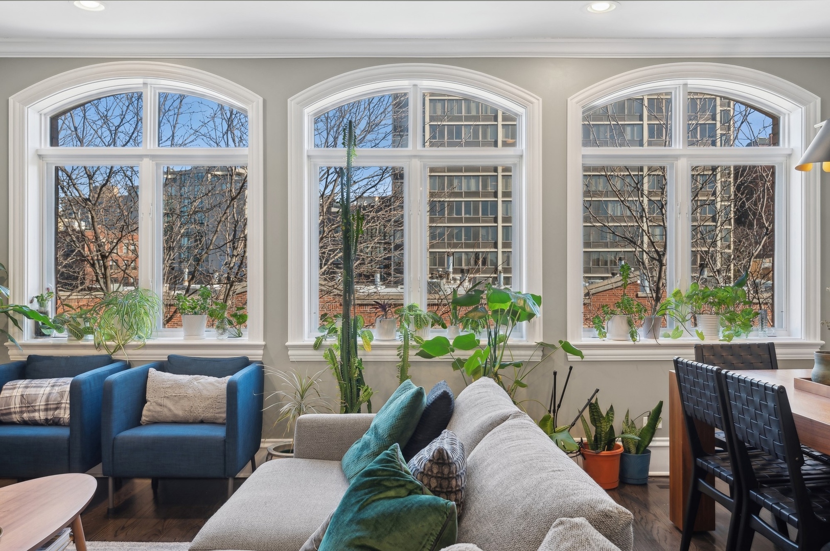 2712 N Lehmann Court Unit: 4N