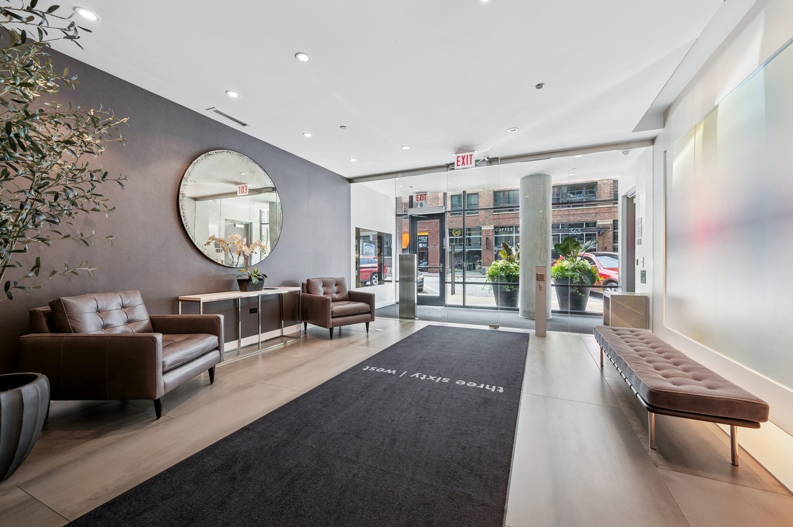 360 W Erie Street Unit: 3A