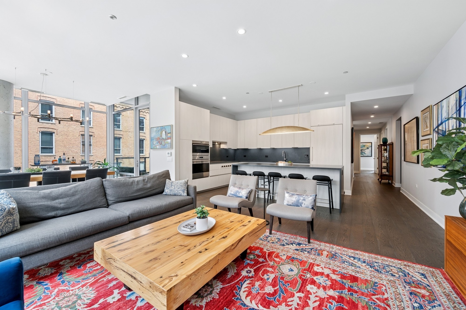 360 W Erie Street Unit: 3A