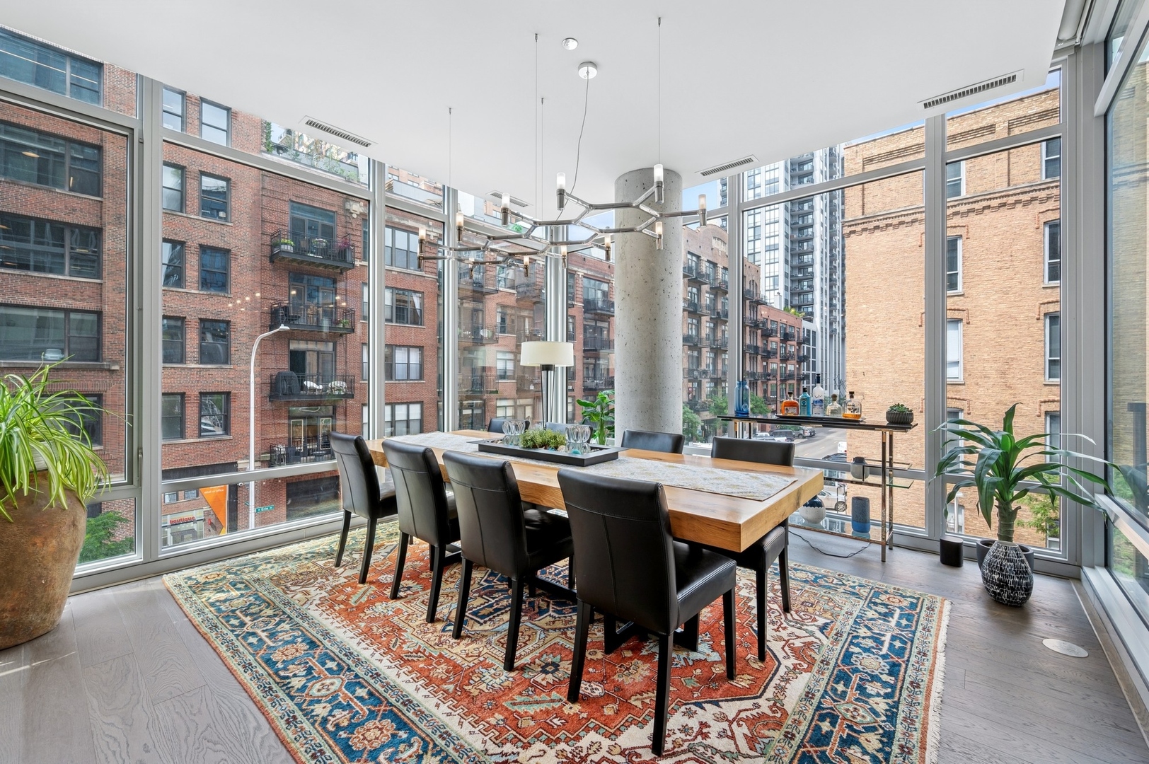 360 W Erie Street Unit: 3A