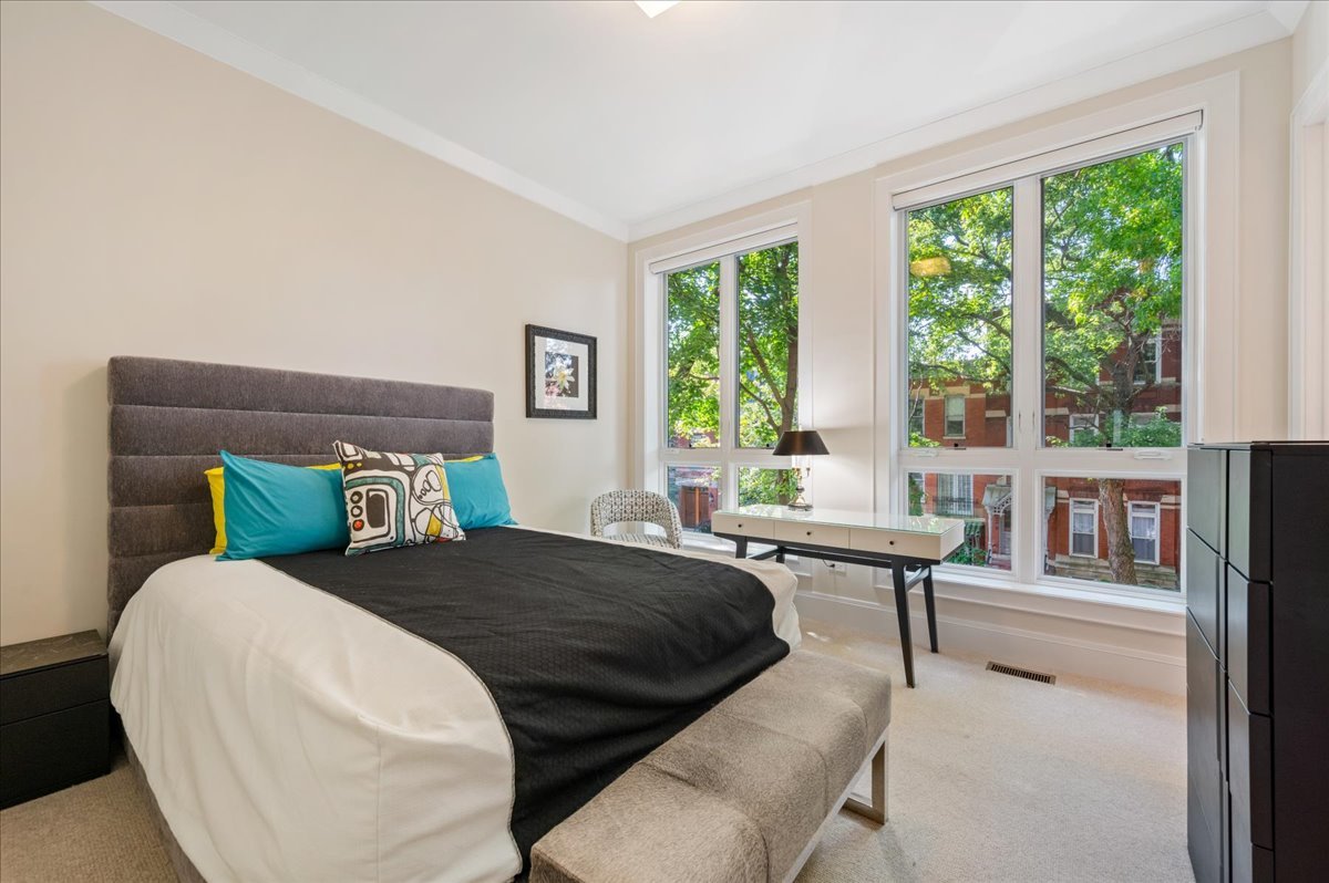 1921 N Dayton Street