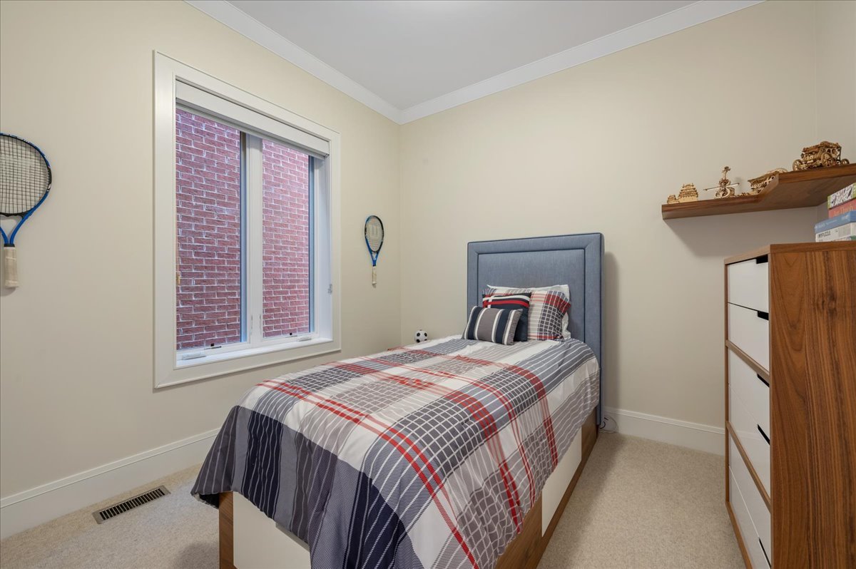 1921 N Dayton Street