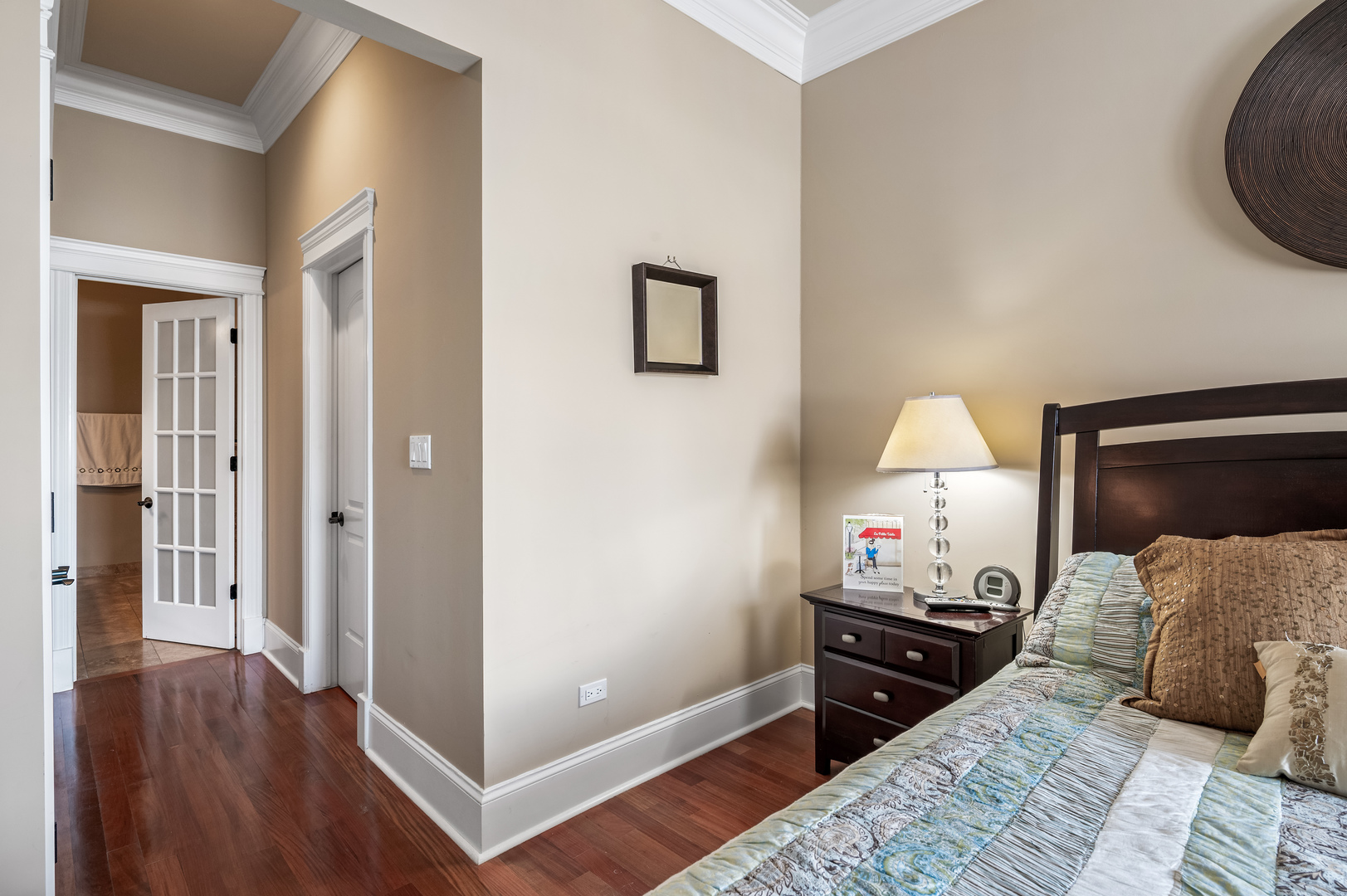 2401 N Janssen Avenue Unit: 203