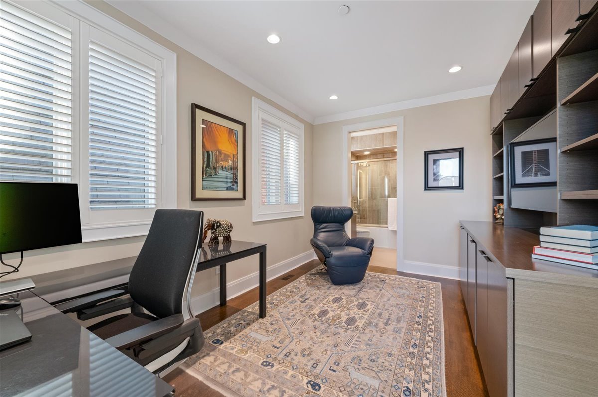 1921 N Dayton Street