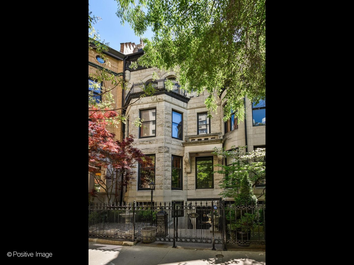 33 E Division Street