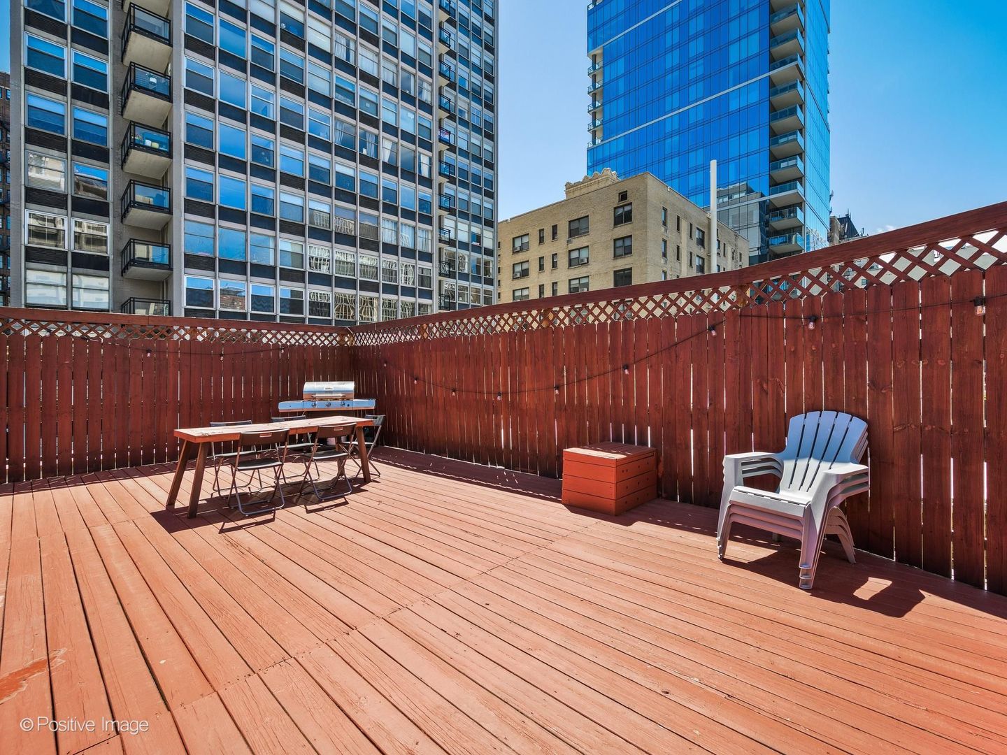 33 E Division Street