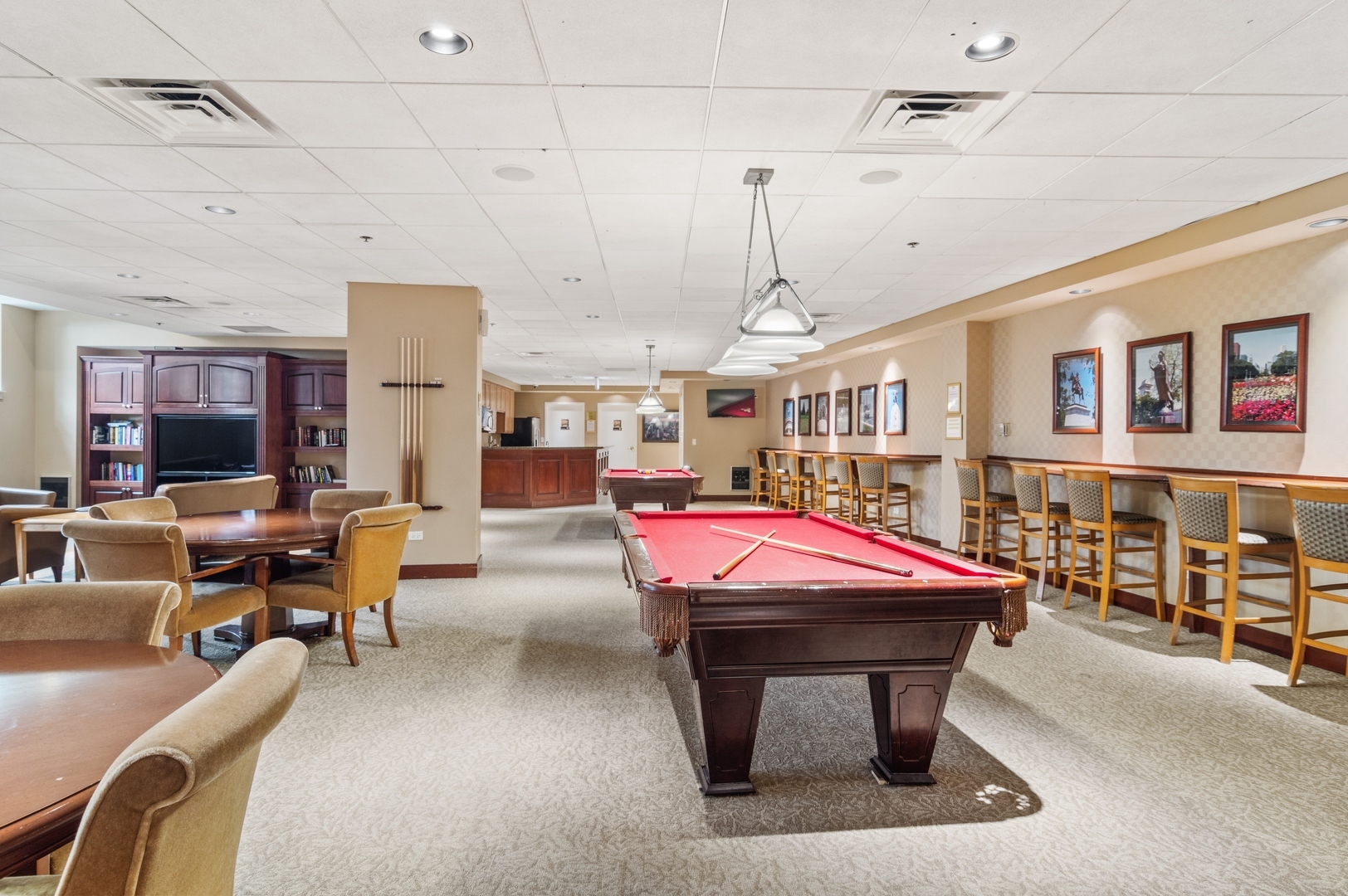 1322 S Prairie Avenue Unit: 613