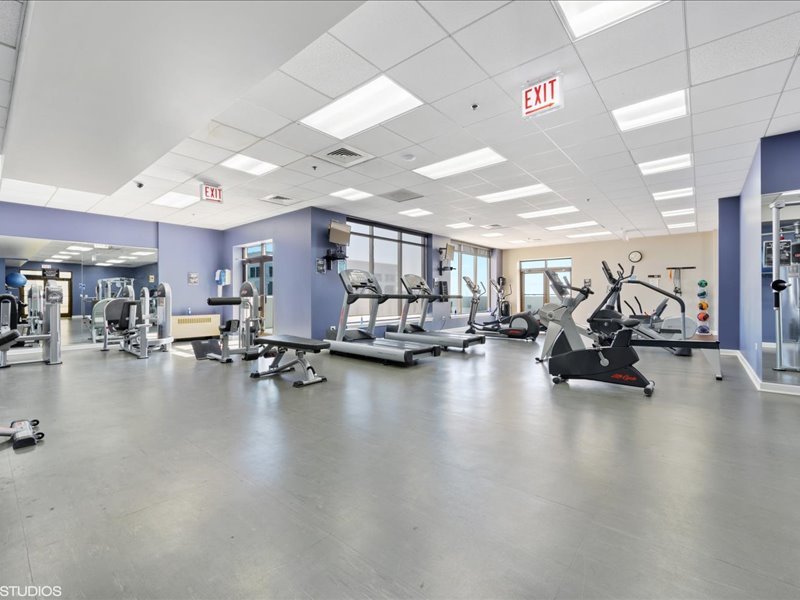 1322 S Prairie Avenue Unit: 613