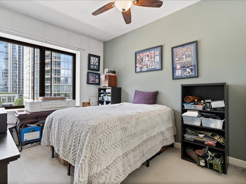 1322 S Prairie Avenue Unit: 613