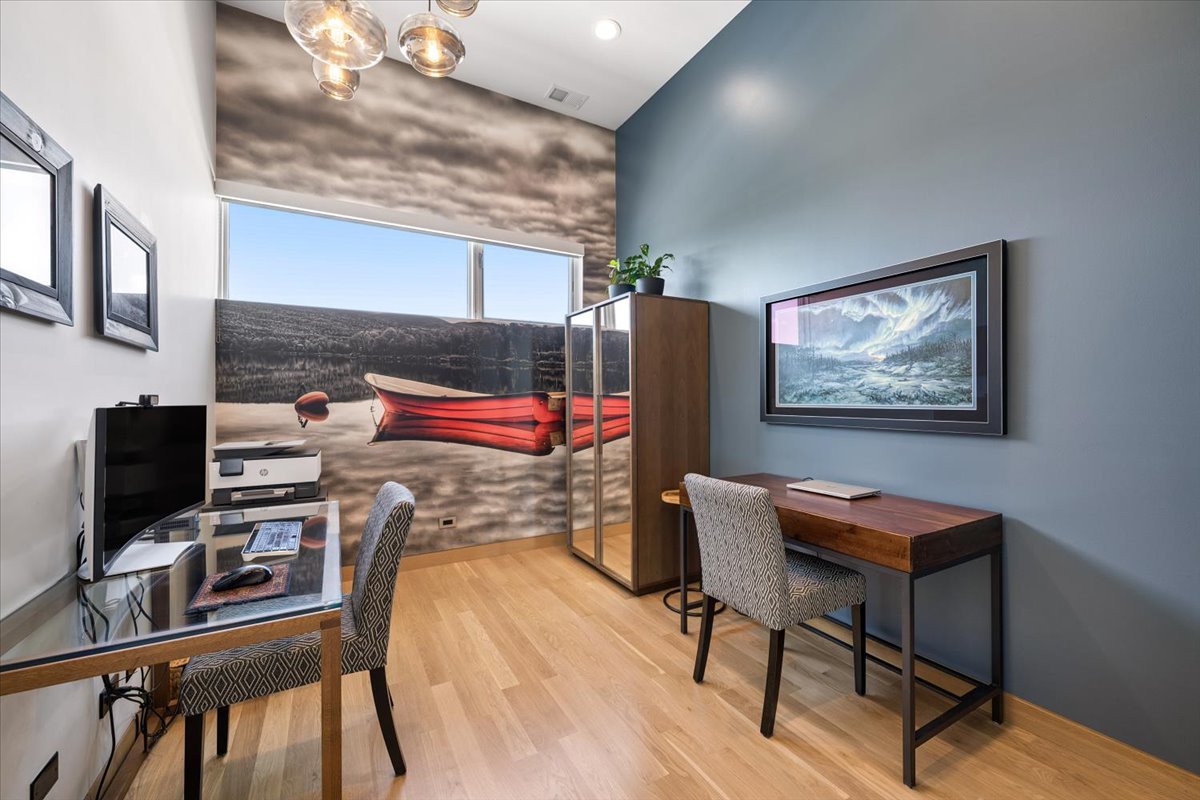 1809 W Chicago Avenue Unit: 4S