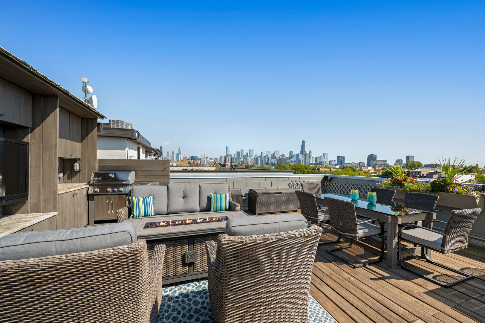 1809 W Chicago Avenue Unit: 4S