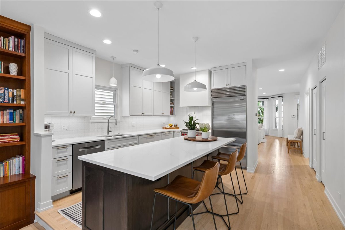 331 W Evergreen Avenue